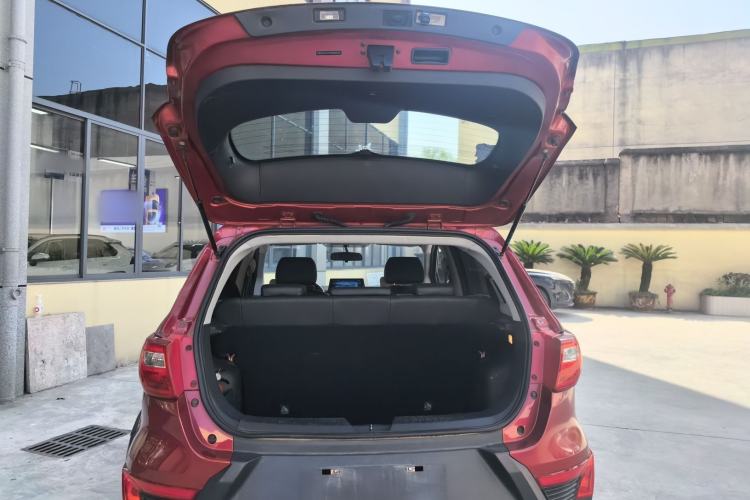 Used BAIC Senova X25 2015 1.5L manual Comfort trim level
