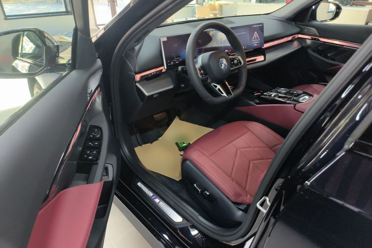 Used BMW 5 Series 2025 530Li Leading Model M Sport Package
