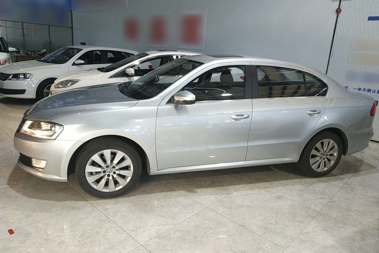 Used Volkswagen Lavida 2013 Restyled Classic 1.6L Automatic Comfort Edition
