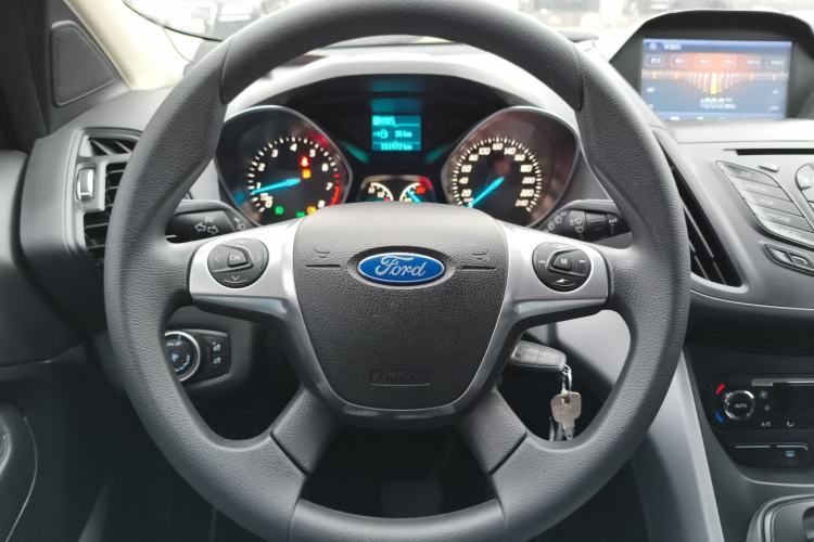 Used Ford Kuga 2015 1.5L GTDi Two-Wheel-Drive Comfort Model
