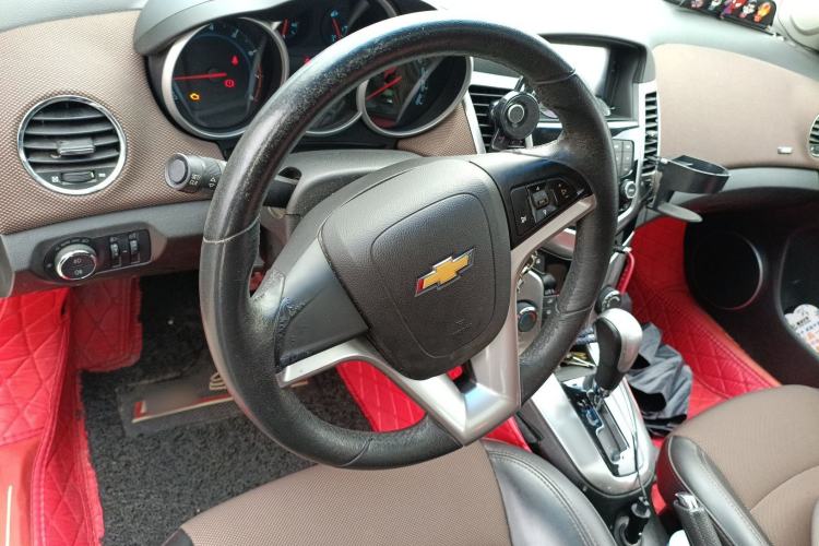 Used Chevrolet Cruze 2013 Hatchback 1.6L Automatic Luxury Model