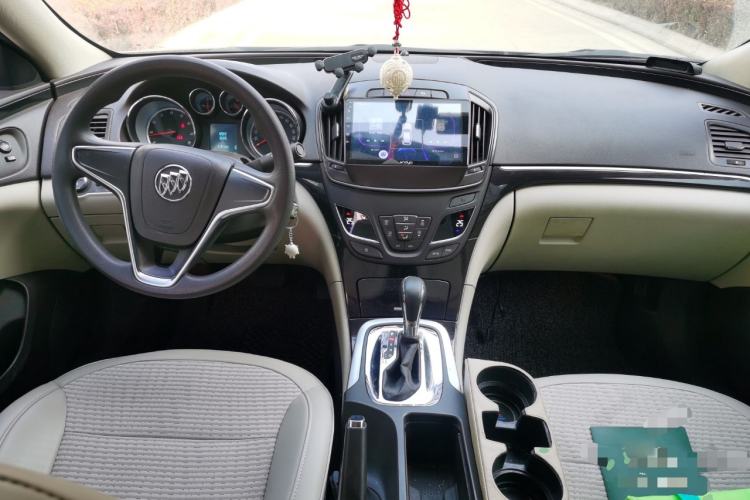 Used Buick Regal 2015 2.0L Leading Fashion Edition