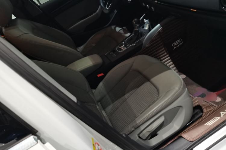 Used Audi A3 2020 Limousine 35 TFSI Fashion Edition China VI Emission Standard
