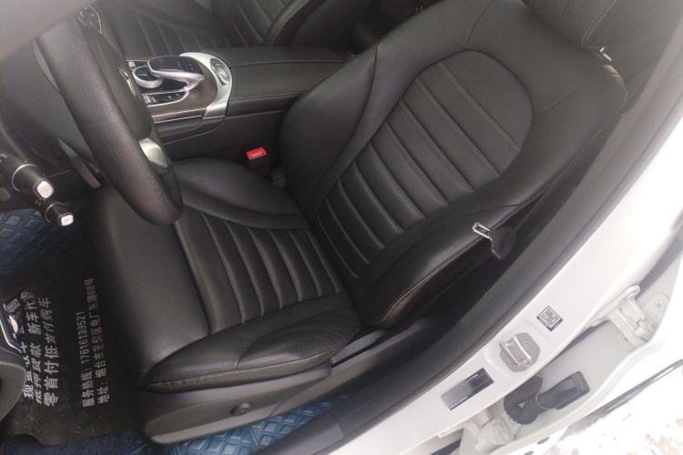 Used Mercedes-Benz GLC 2017 GLC 300 4MATIC Luxury Model