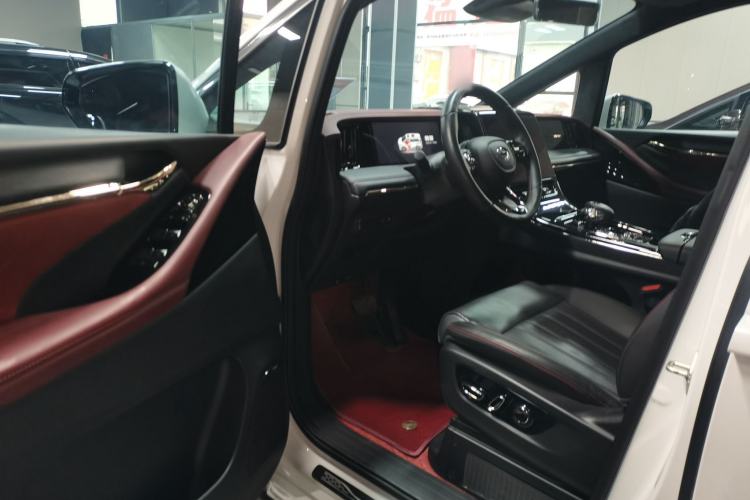 Used GAC Trumpchi M8 2023 Zongshi Series Dual-Motor YuZun Edition
