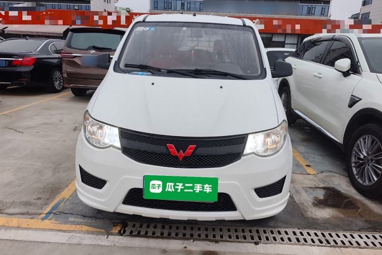 Used Wuling Hongguang 2015 1.5L S Basic Version China V Standard
