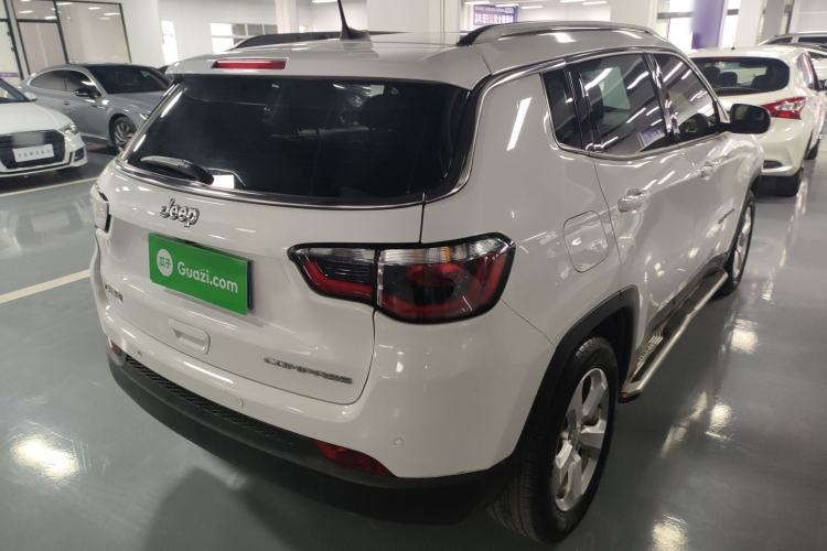 Used  Compass 2020 220T Automatic Leading Edition
