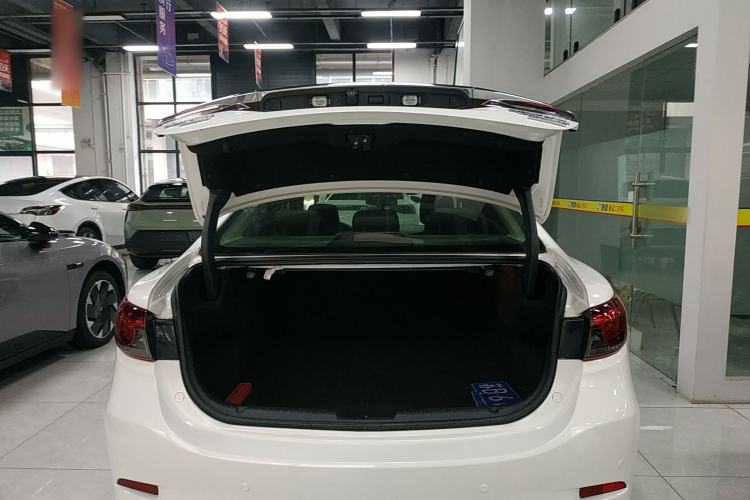 Used Mazda Atenza 2017 2.5L Skyactiv Sport Edition
