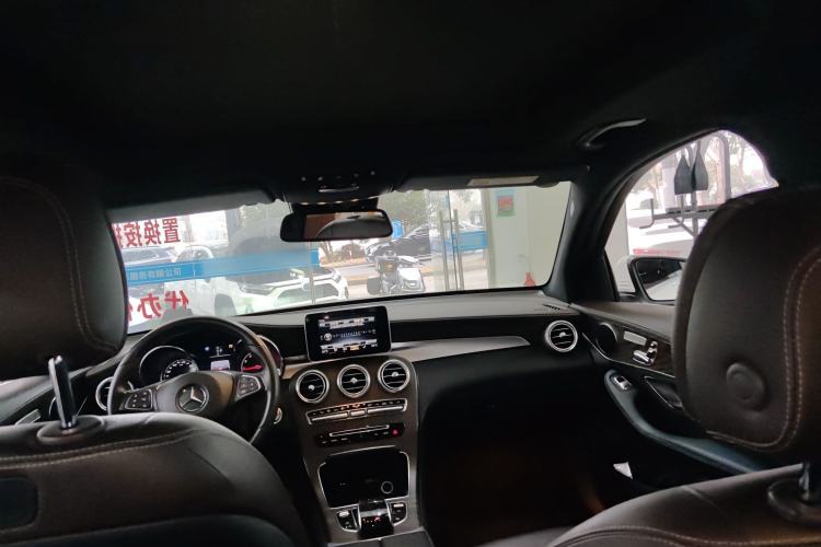 Used Mercedes-Benz GLC 2018 Refreshed GLC 300 4MATIC Dynamic Edition