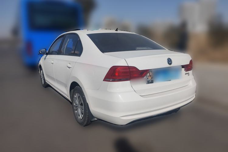 Used Volkswagen Santana 2016 1.6L Manual Fashion Edition