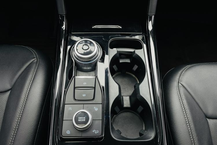 Used Ford Explorer 2020 EcoBoost 285 4x4 Titanium Edition 6 Seats