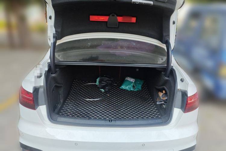 Used Audi A4L 2022 40 TFSI Luxury Dynamic Model
