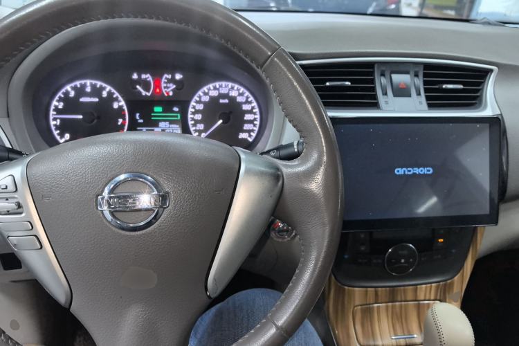 Used Nissan Sylphy 2014 1.6XV CVT Deluxe Edition
