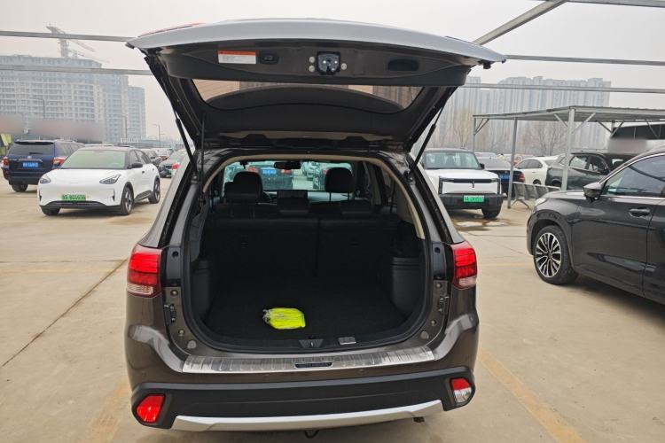 Used Mitsubishi Outlander 2018 2.4L 4x4 Elite Edition 5 Seats