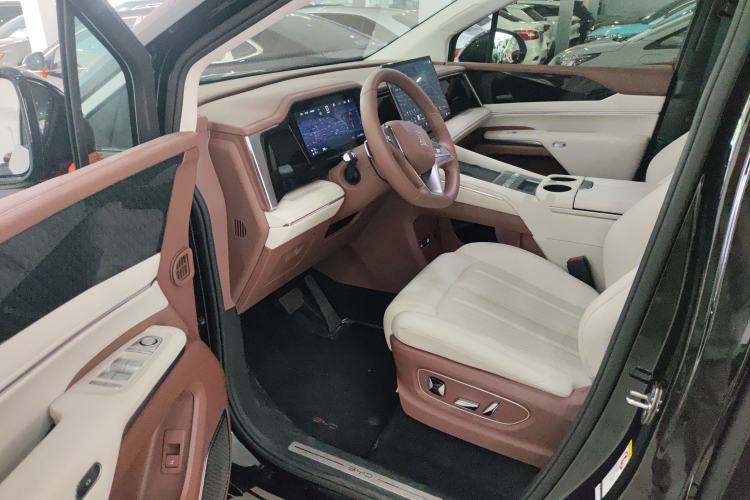 Used BYD Xia 2025 DM-i 1.5T 180km Beyond Edition