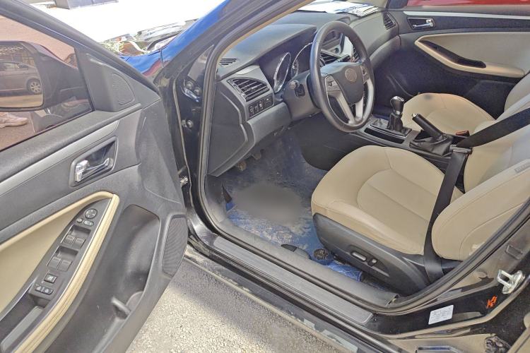 Used Bestune B70 2014 2.0L Manual Luxury Version
