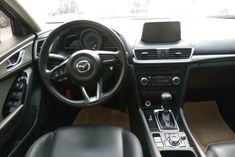 Used Mazda Mazda 3 Axela 2017 Sedan 1.5L Automatic Luxury Model Emission Standard China V
