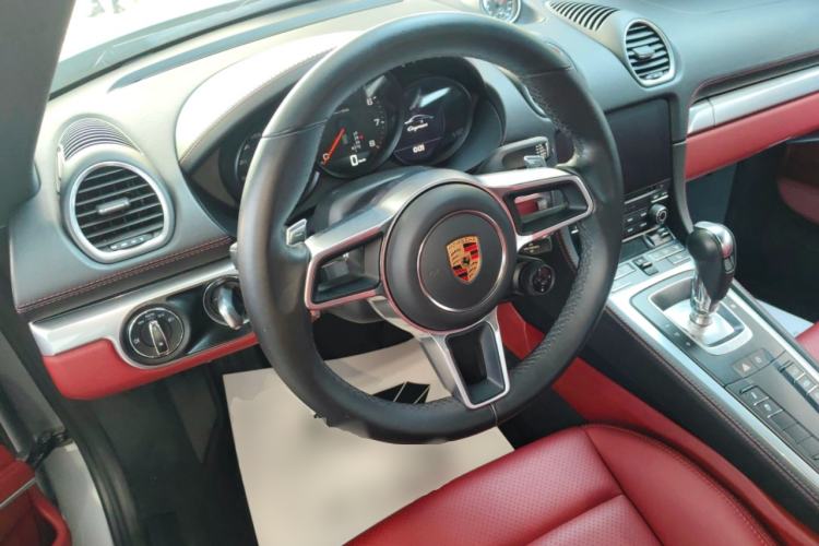 Used Porsche 718 2018 Cayman 2.0T
