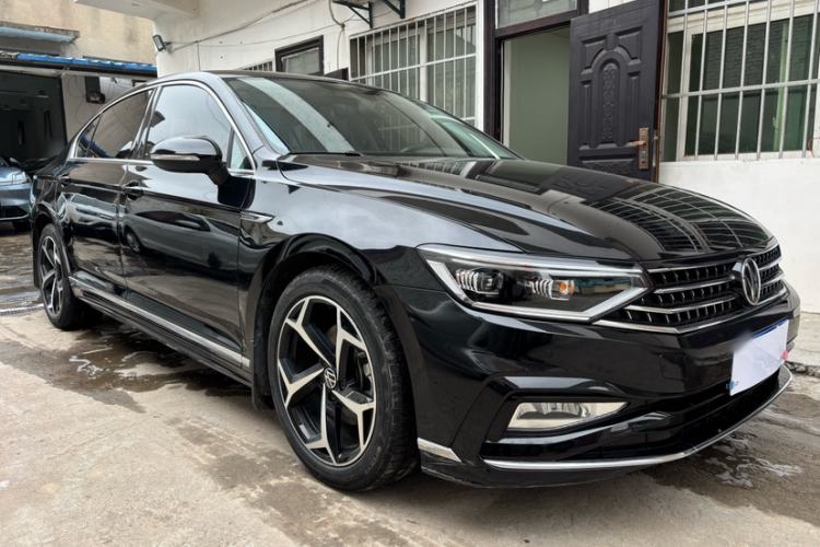 Used Volkswagen Magotan 2023 2 Million Units Commemorative Edition 330TSI DSG Luxury Version