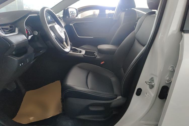 Used Toyota RAV4 2024 2.0L CVT Two-Wheel Drive Urban Edition