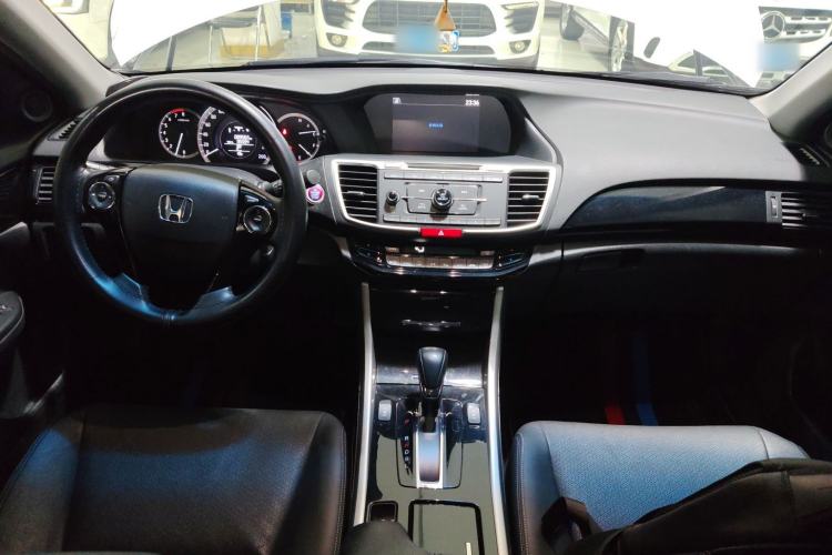 Used Honda Accord 2016 2.0L Elite Edition
