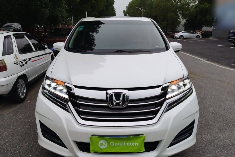 Used Honda Elysion 2016 2.4L Luxury Edition
