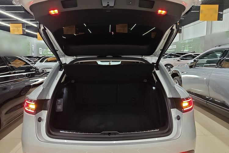 Used Hima AITO M5 2022 Extended-Range Four-Wheel Drive Performance Version
