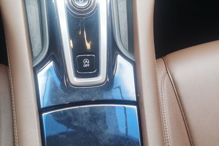 Used Acura CDX 2016 1.5T Two-Wheel Drive Deluxe Edition
