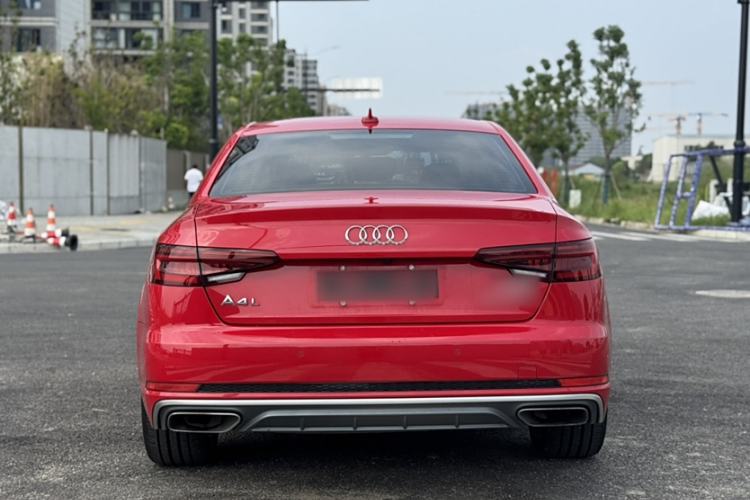 Used Audi A4L 2019 40 TFSI Fashion Edition China VI Emission Standard
