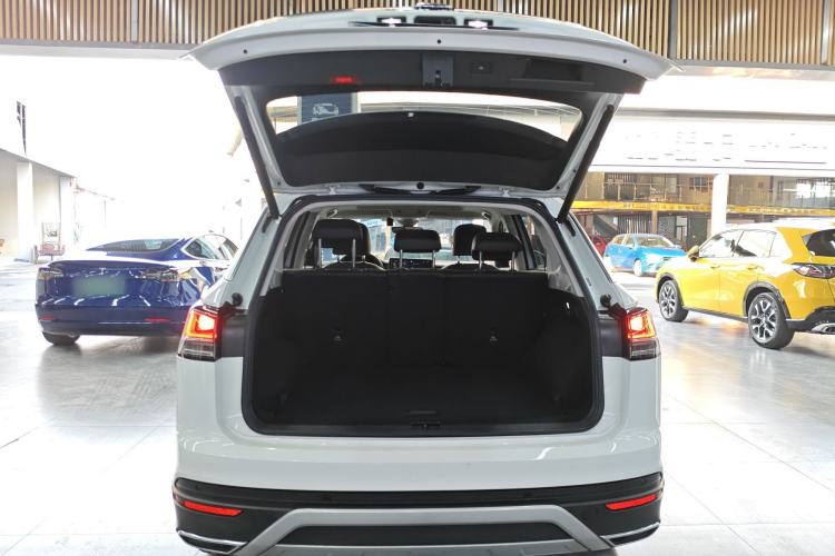 Used Volkswagen Tayron 2024 330TSI Two-Wheel Drive Luxury Plus Advanced Version
