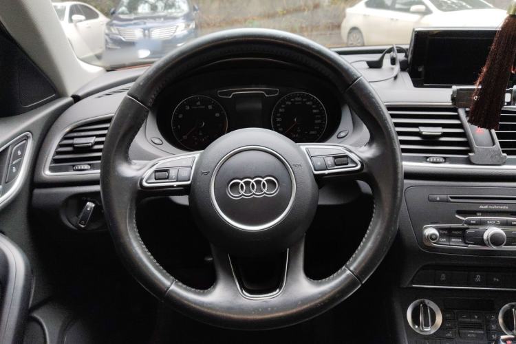 Used Audi Q3 2015 35 TFSI Comfort Model