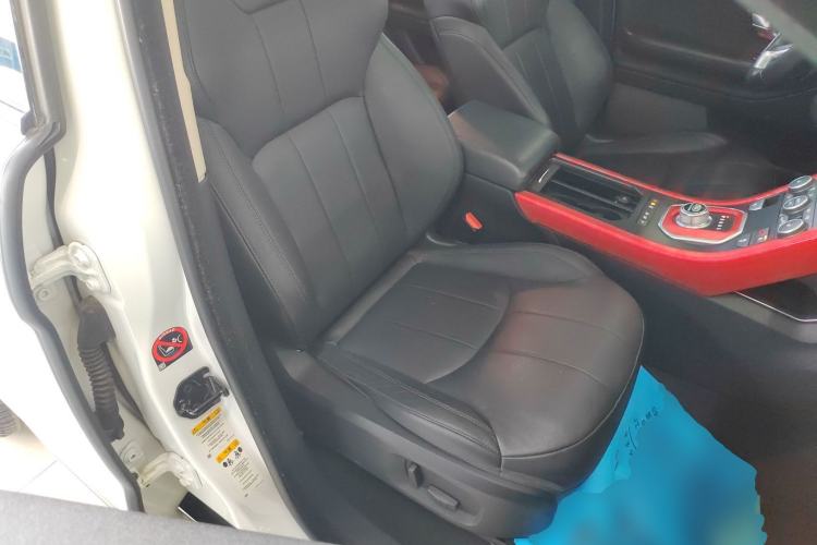 Used Land Rover Range Rover Evoque 2016 2.0T SE Smart Glow Edition
