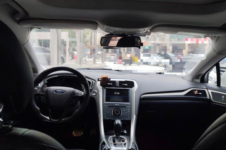 Used Ford Mondeo 2013 2.0L GTDi240 Flagship Edition
