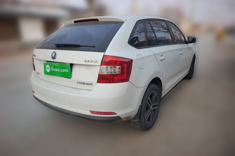 Used Skoda Rapid Spaceback 2018 1.6L Manual Standard Edition