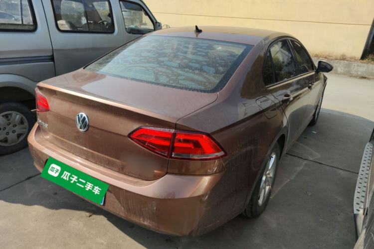 Used Volkswagen Lamando 2015 230TSI DSG Fashion Edition
