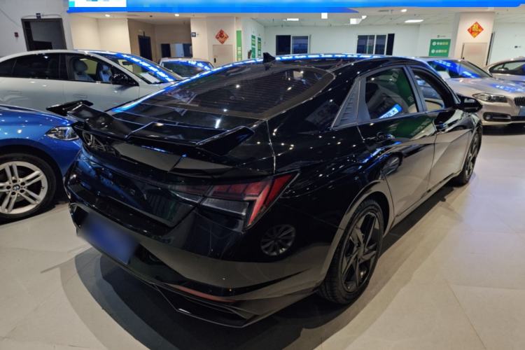 Used Hyundai Elantra 2022 1.5L CVT LUX Black Knight Limited Edition