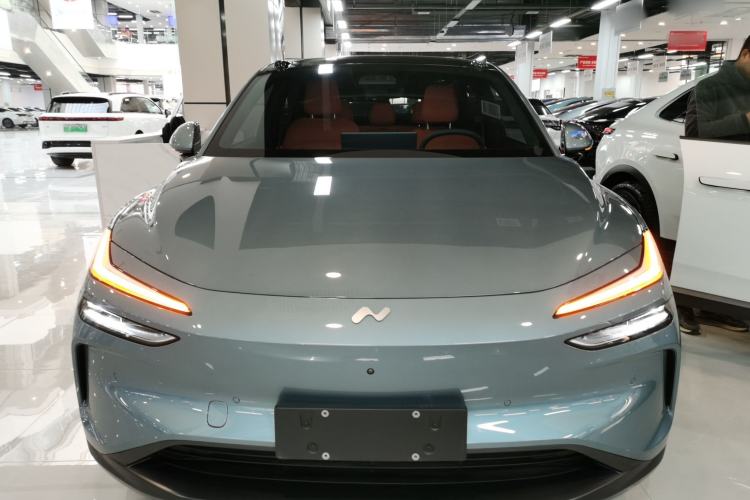 Used ONVO L60 2024 60 kWh Rear-Drive Version