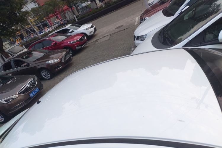 Used Honda Greiz 2016 1.5L CVT Classic Edition
