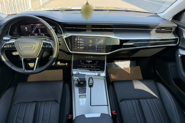 Used Audi A6L 2024 40 TFSI Luxury Prestige Edition
