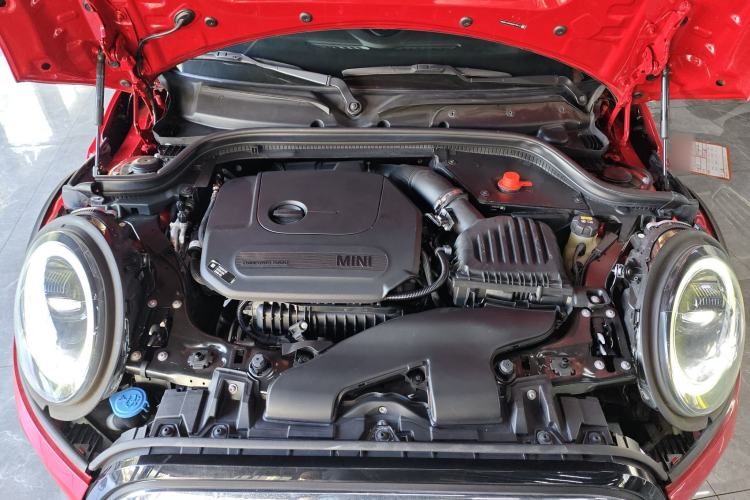 Used  MINI 2022 1.5T COOPER Classic Edition Five-Door Version
