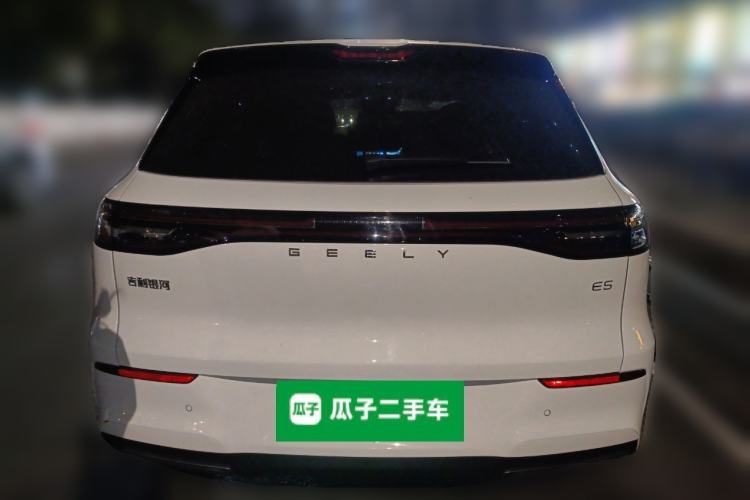 Used  E5 2026 Model 530km Launch Edition
