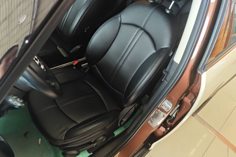 Used  Countryman 2014 1.6L COOPER Fun
