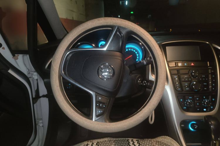 Used Buick GT 2014 XT 1.6L Automatic Fashion Edition
