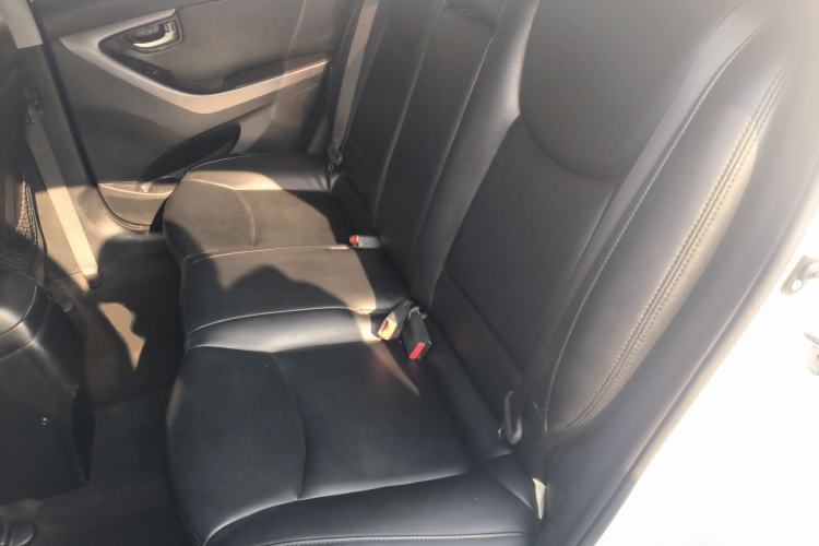 Used Hyundai Elantra 2015 1.6L Automatic Leading Model
