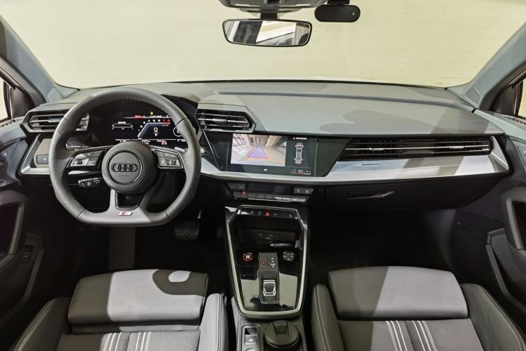 Used Audi A3 2023 Sportback 35 TFSI Fashionable Sports Model
