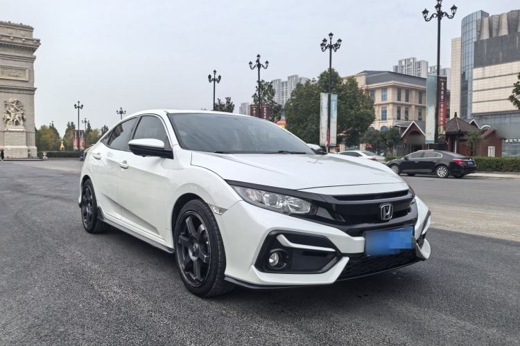 Used Honda Civic 2021 HATCHBACK 220TURBO CVT New Trendsetter
