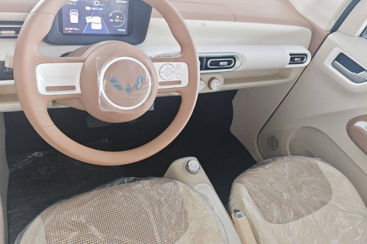 Used Wuling Hongguang MINIEV 2024 3rd Generation 215km Youth Edition
