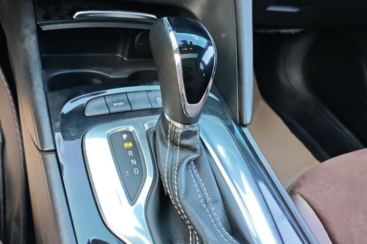 Used Buick Regal 2017 20T Luxury Model
