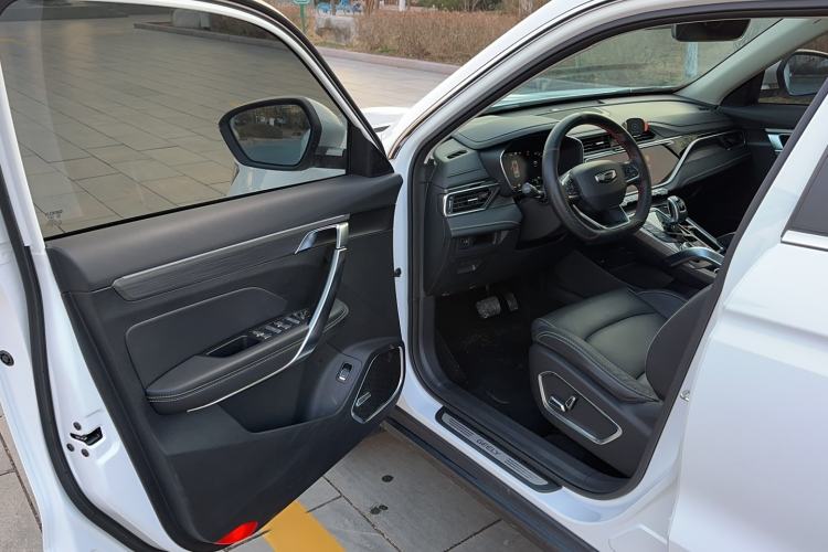 Used Geely Auto Emgrand X7 Sport 2020 1.8TD DCT ZhiZun PRO