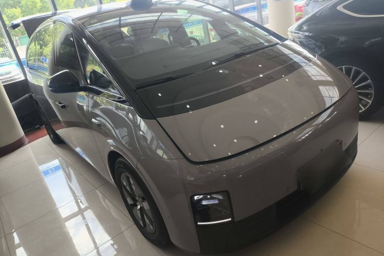 Used Li Auto MEGA 2024 Ultra Model
